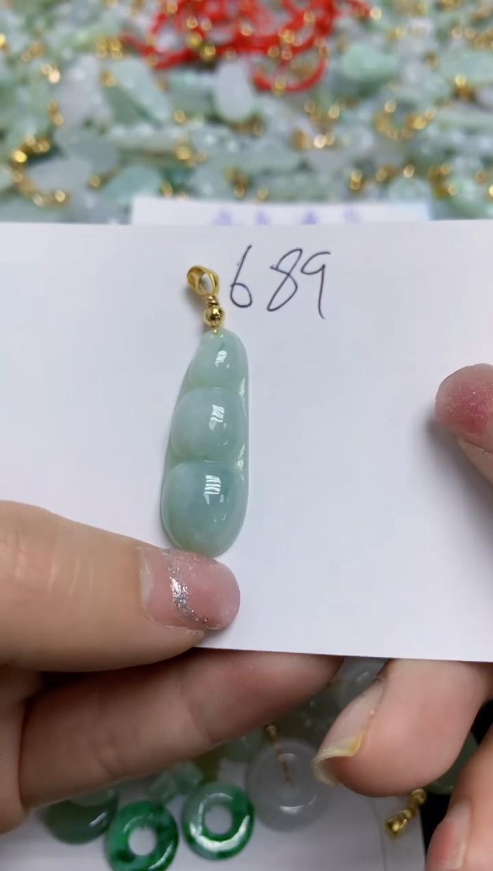 【闪购商品】翡翠颈饰合金天然翡翠A货