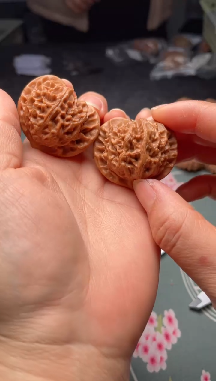 把件文玩核桃w182  宫灯 40尺