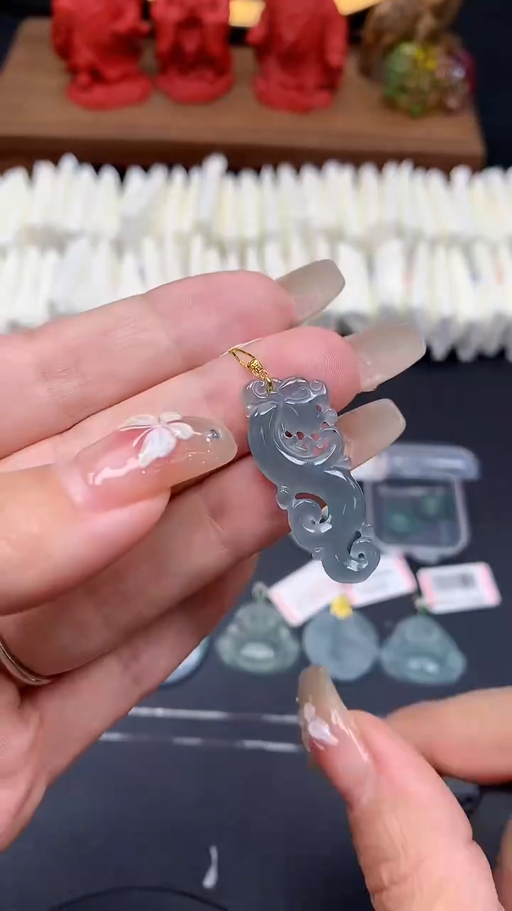 【闪购商品】翡翠吊坠(不含链)18K金镶嵌MS151094