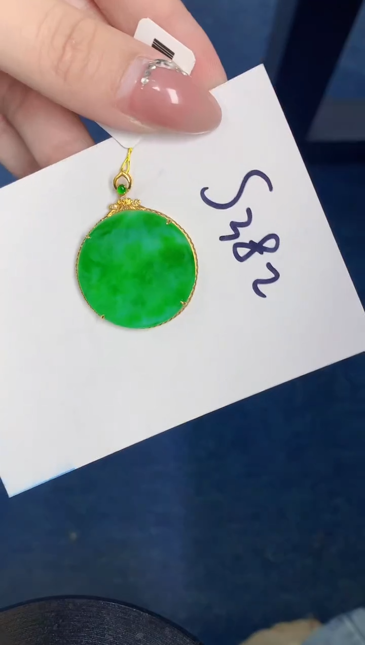 【闪购商品】翡翠颈饰18K金镶嵌000000000