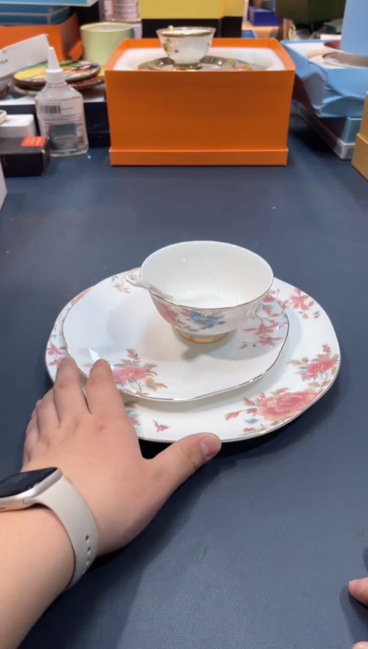 【闪购商品】碗HT142全场正品，京东包邮