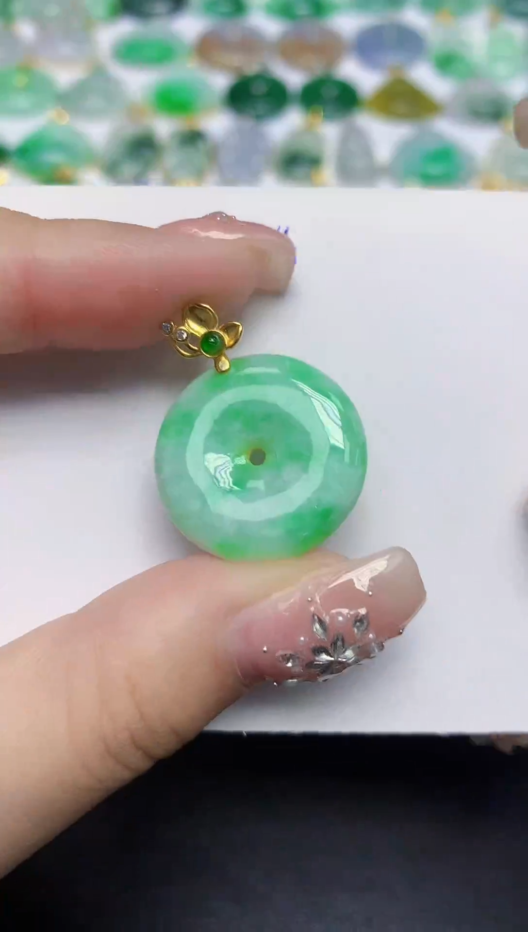 颈饰未镶嵌翡翠天然缅甸翡翠A货翡翠百元以上9元证书费自理