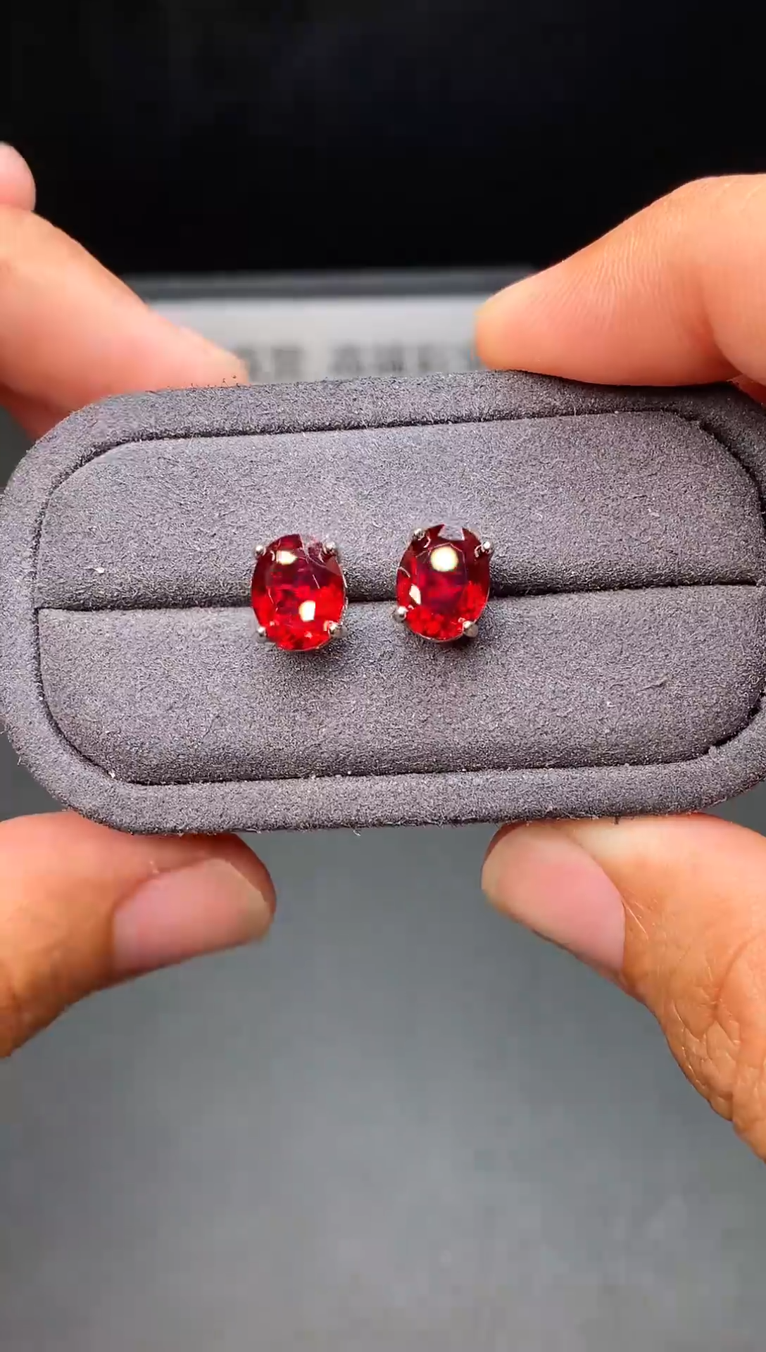 银S925镶嵌耳饰红宝石11