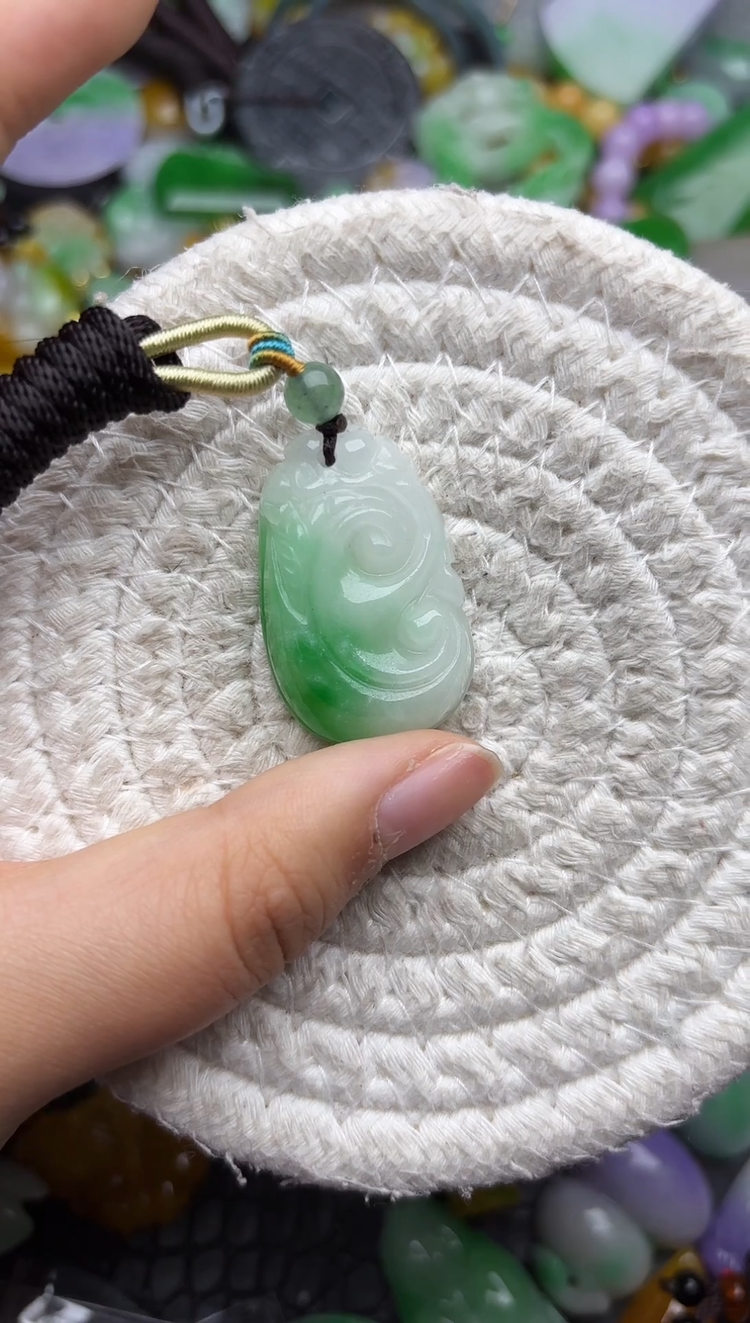 颈饰未镶嵌翡翠缅甸翡翠吊坠