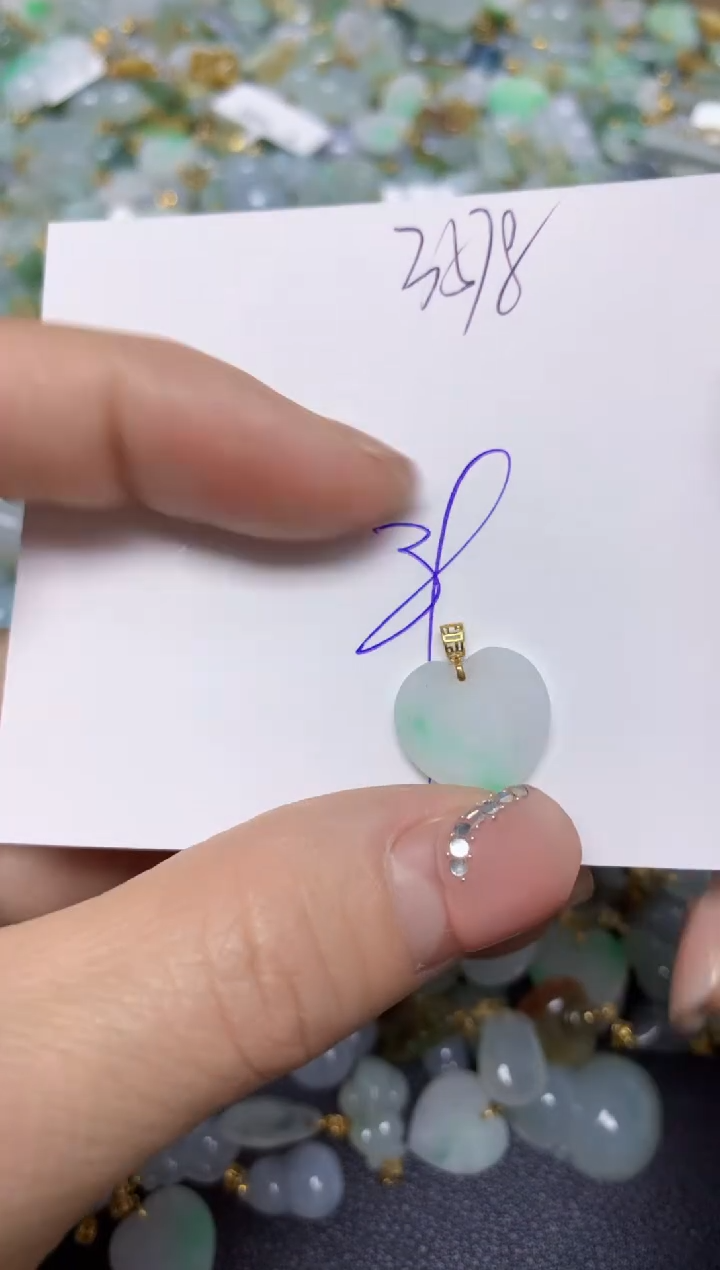 【闪购商品】翡翠挂件18K金镶嵌 天然翡翠A货