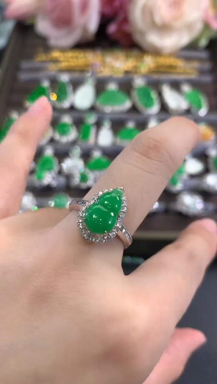 18K金镶嵌戒指翡翠b61 多样性一件发