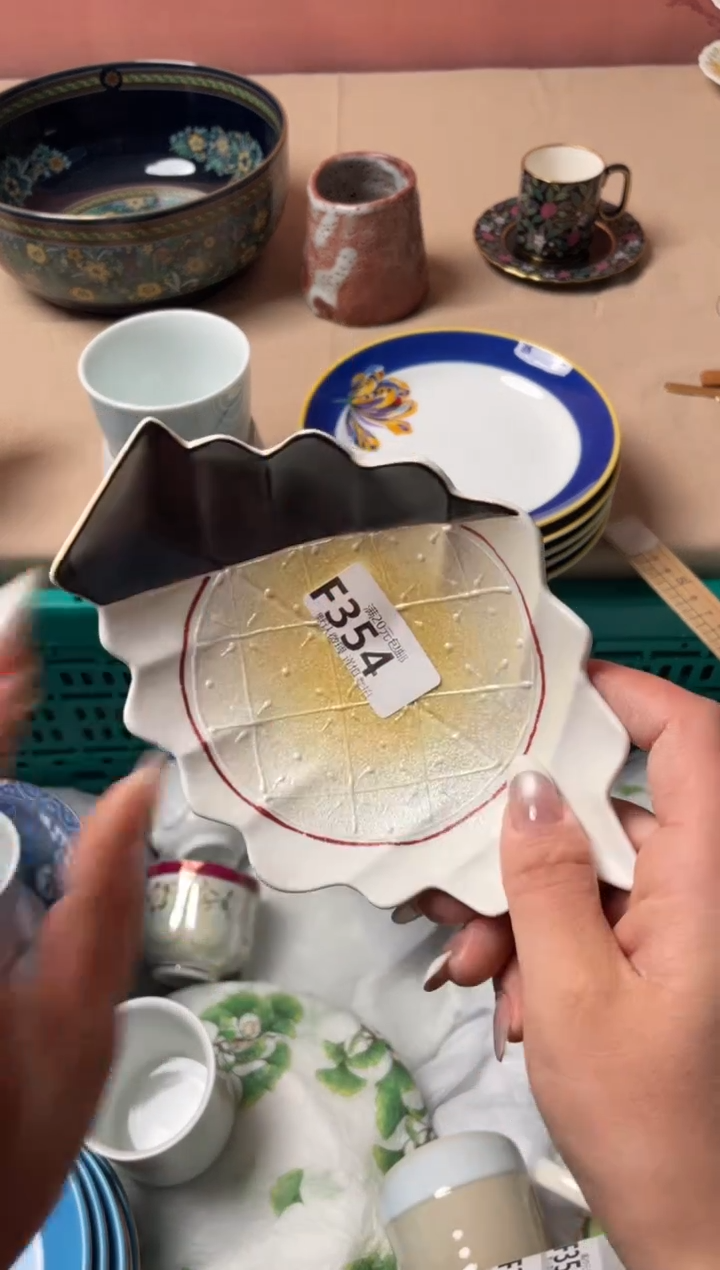 瓷片俏***部瓷器瓷器F354