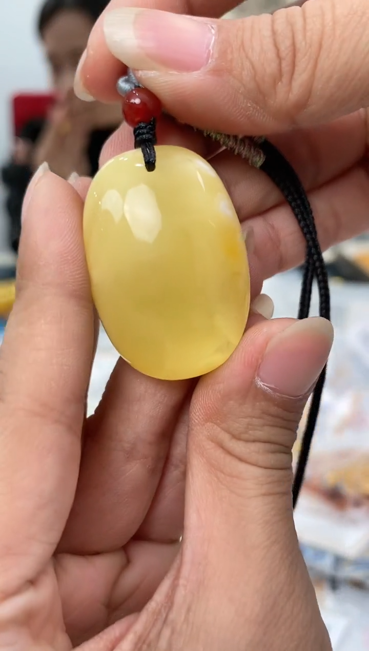 【闪购商品】蜜蜡裸石未镶嵌天然琥珀蜜蜡水滴