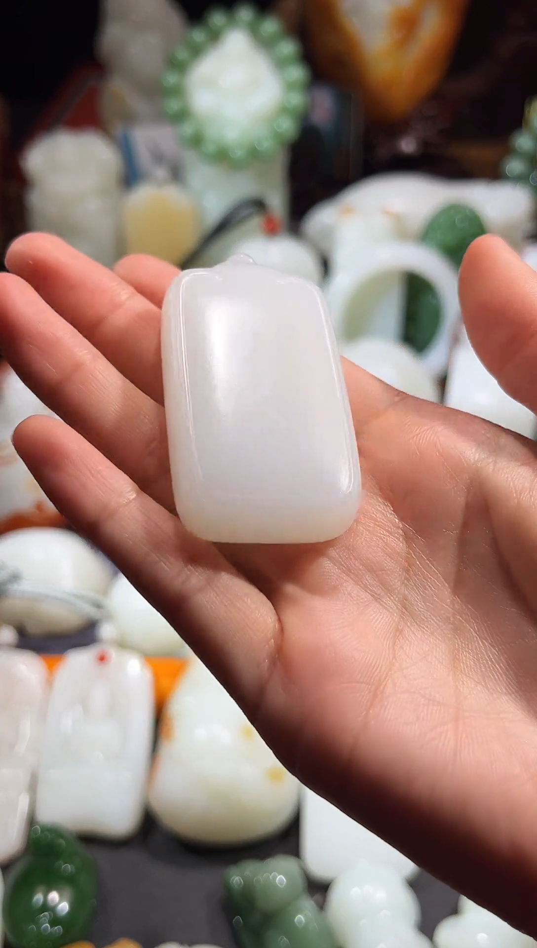 未镶嵌和田玉挂件精品
