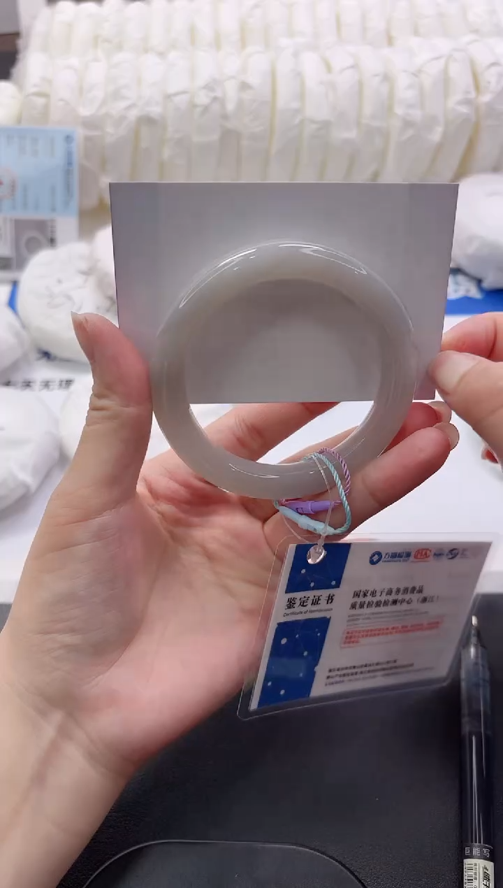 和田玉手镯未镶嵌82-55.4yz