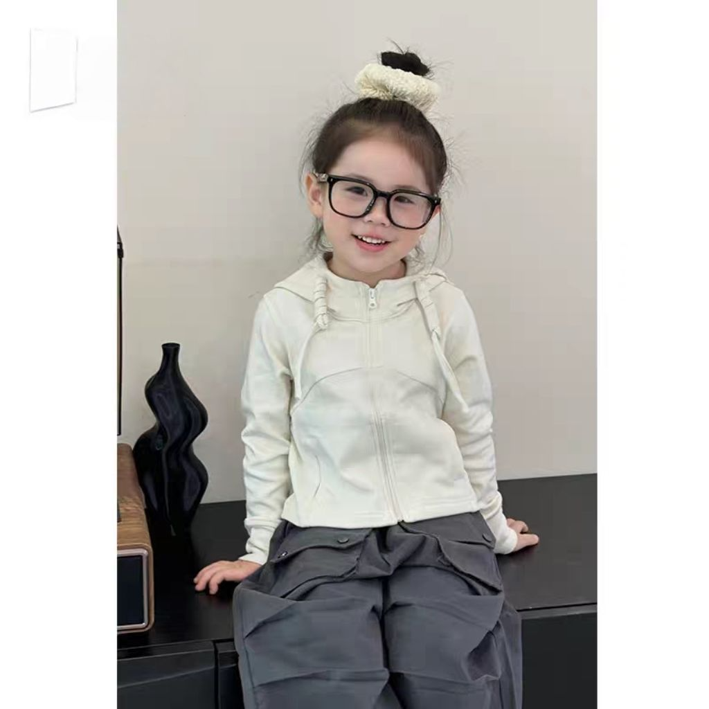  童装女童连帽开衫运动外套2025新款洋气儿童宝宝米色拉链上衣
