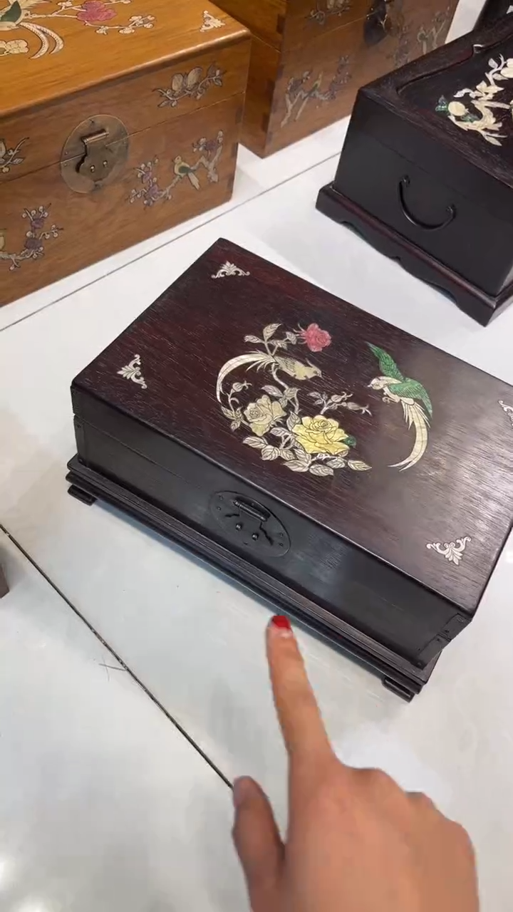 【闪购商品】贡木锦上添花螺钿首饰箱