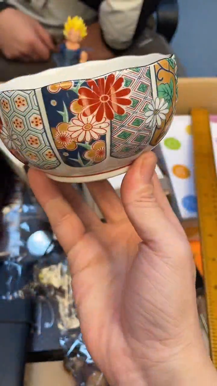 碗中**人如图所示 老崔精选