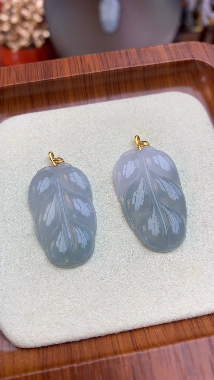 【闪购商品】翡翠颈饰18K金镶嵌叶子（多样性发其一）