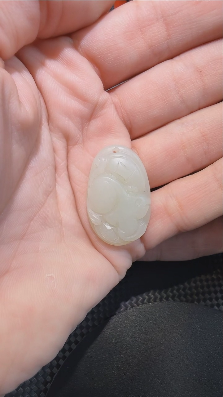 【闪购商品】和田玉吊坠(不含链)未镶嵌339雕刻图案老鼠