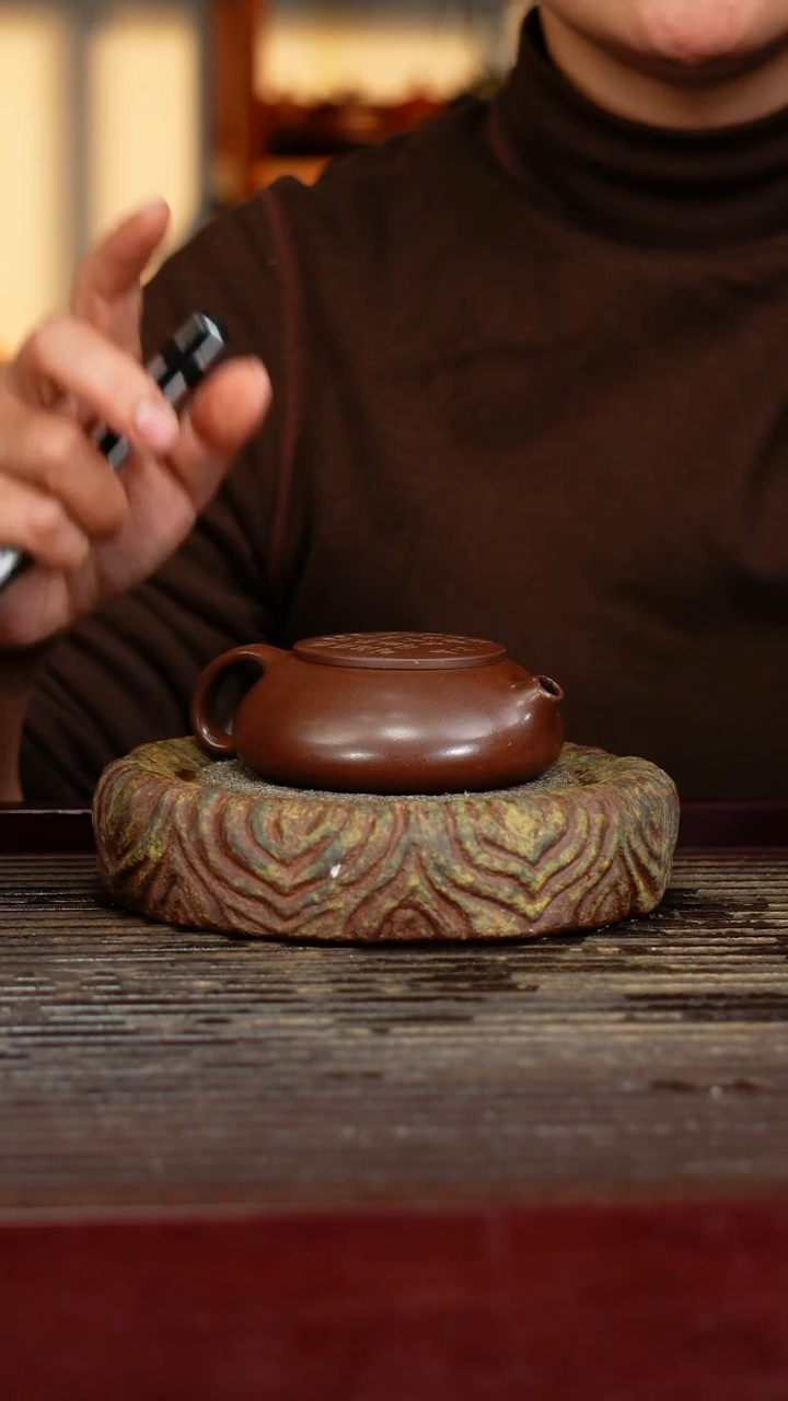 宜兴原矿紫砂壶茶壶宜兴原矿紫砂壶茶壶100C