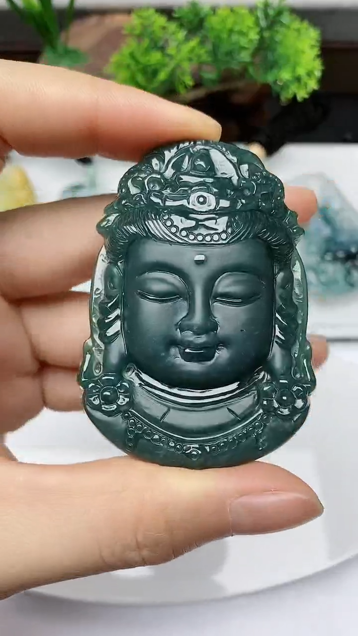 【闪购商品】翡翠颈饰未镶嵌        