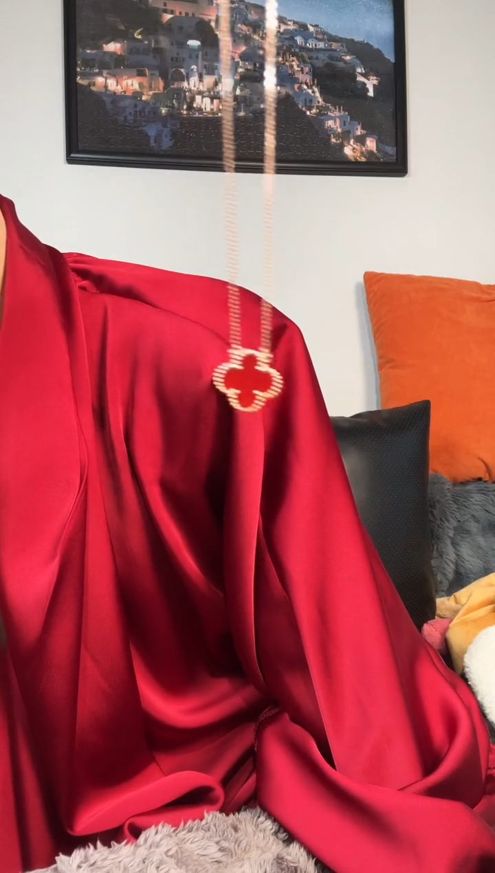 【闪购商品】玛瑙/玉髓套链18K金镶嵌四叶草套链