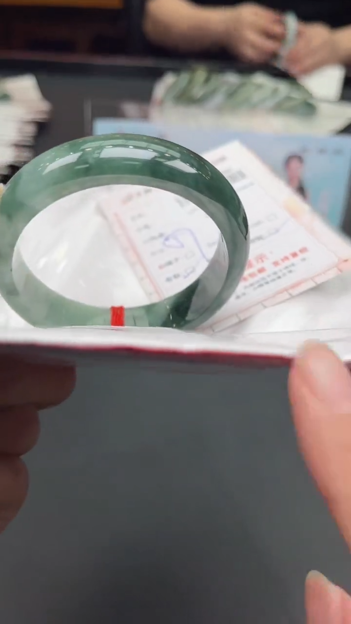 【闪购商品】定制翡翠未镶嵌天然缅甸翡翠手镯202