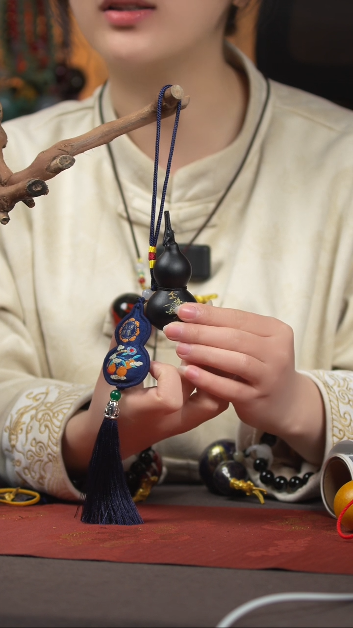 【闪购商品】1105号葫芦摆件车挂手持