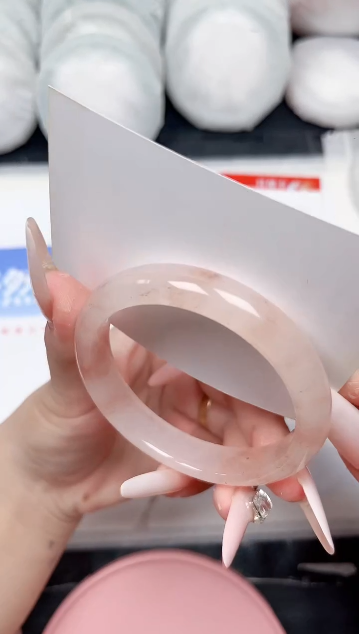 石英质玉手镯未镶嵌132-