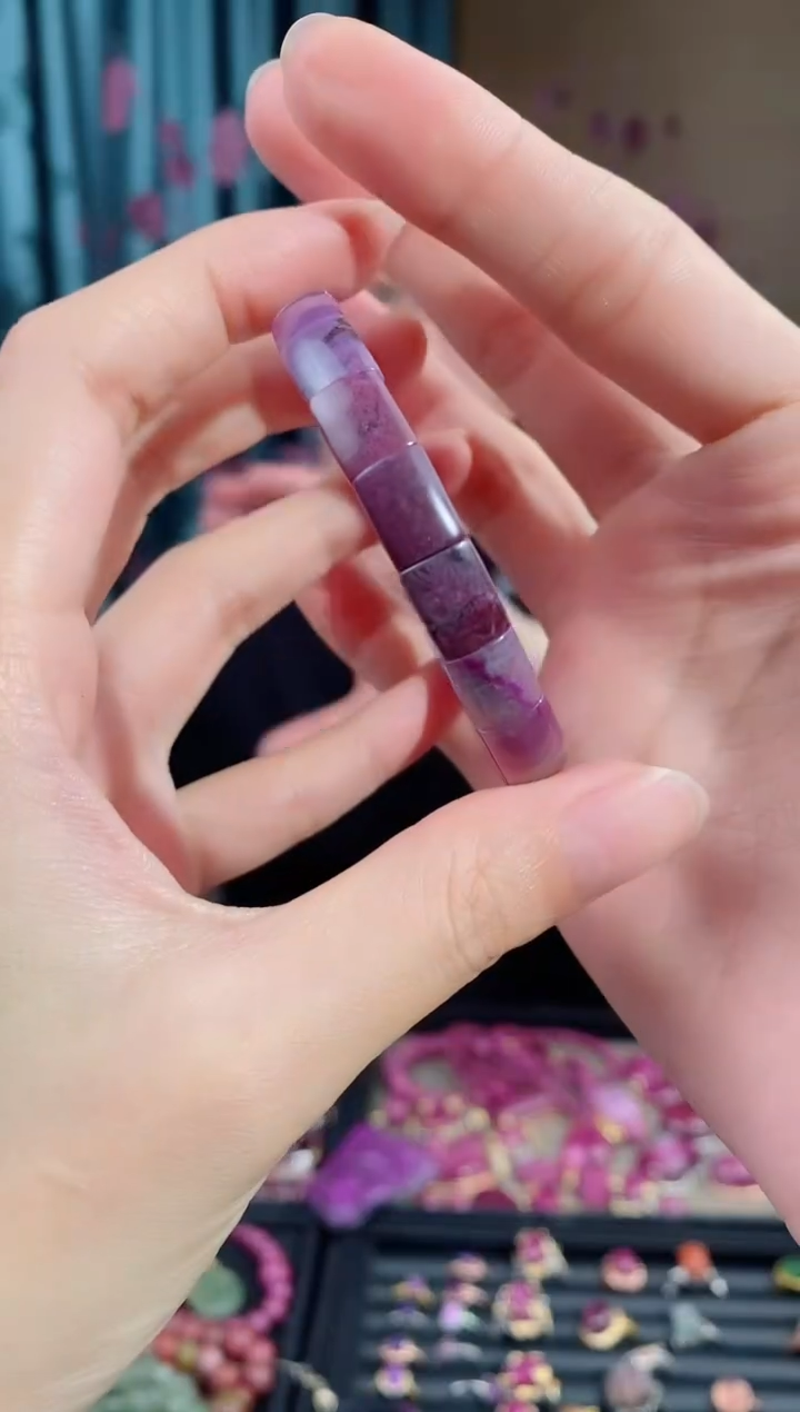 未镶嵌苏纪石（舒俱来）手牌238多样性发其一