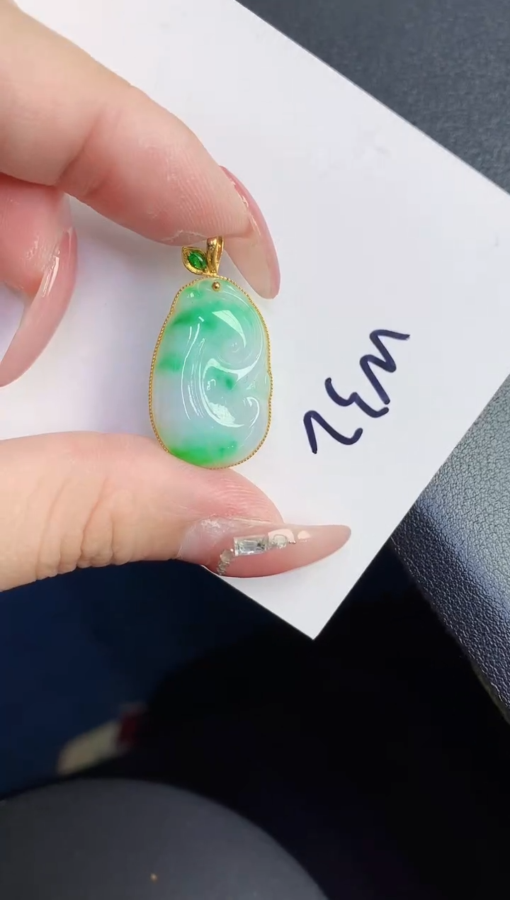 【闪购商品】翡翠颈饰18K金镶嵌000000000000