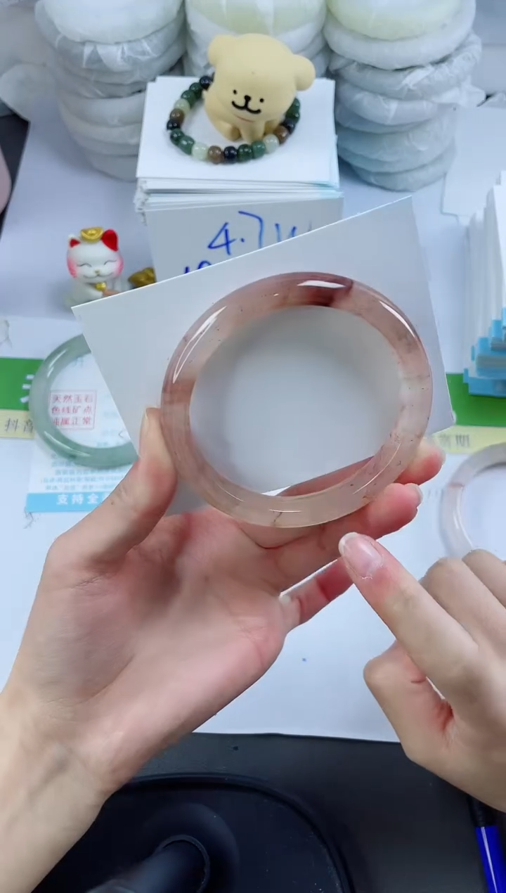 【闪购商品】石英质玉手镯未镶嵌119-61