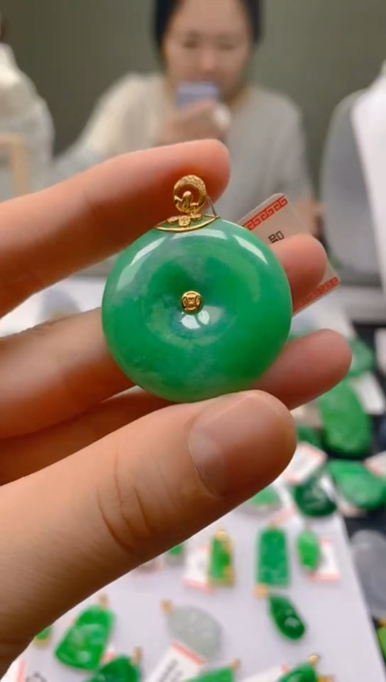 【闪购商品】翡翠颈饰18K金镶嵌新号开播，全场乱卖