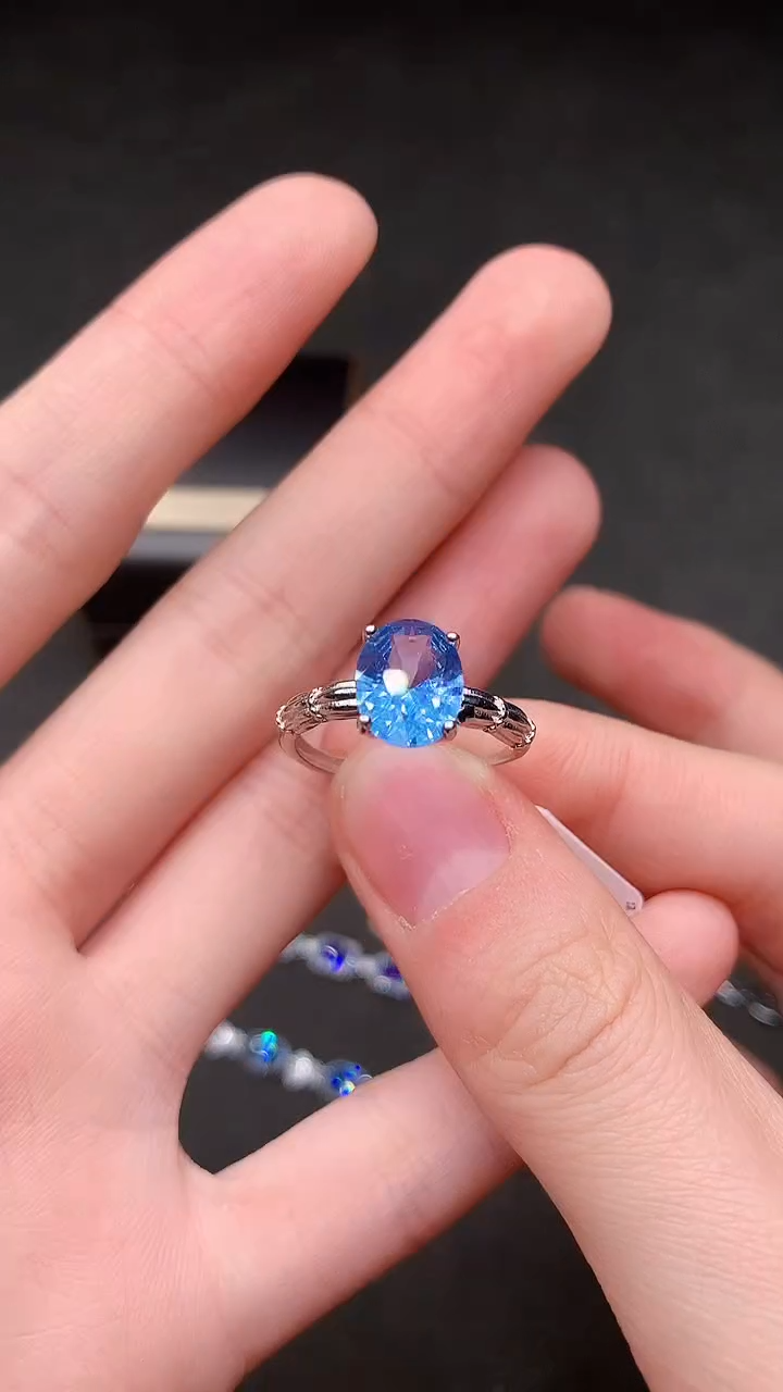 【闪购商品】海蓝宝石戒圈银S925镶嵌....