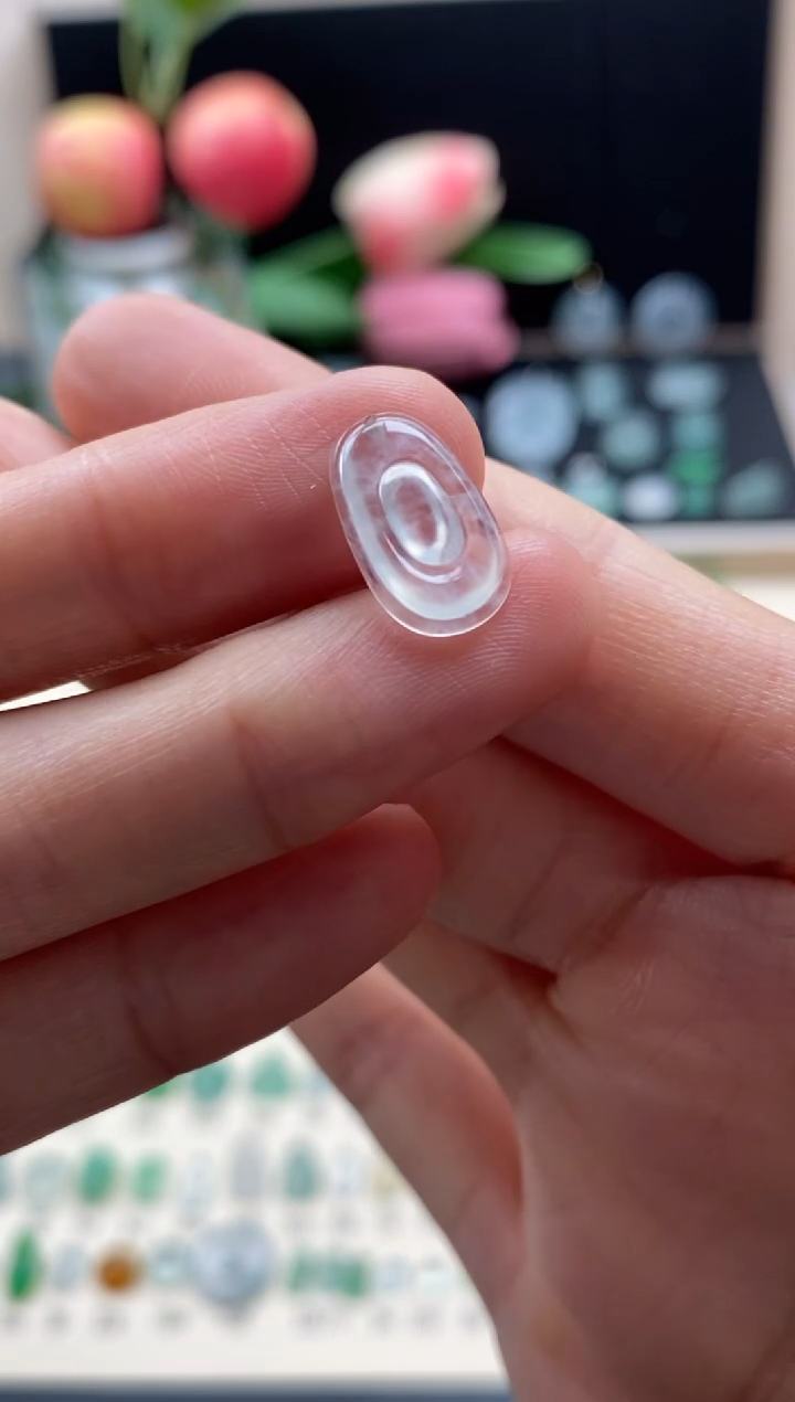 翡翠未镶嵌颈饰翡翠冰种裸石