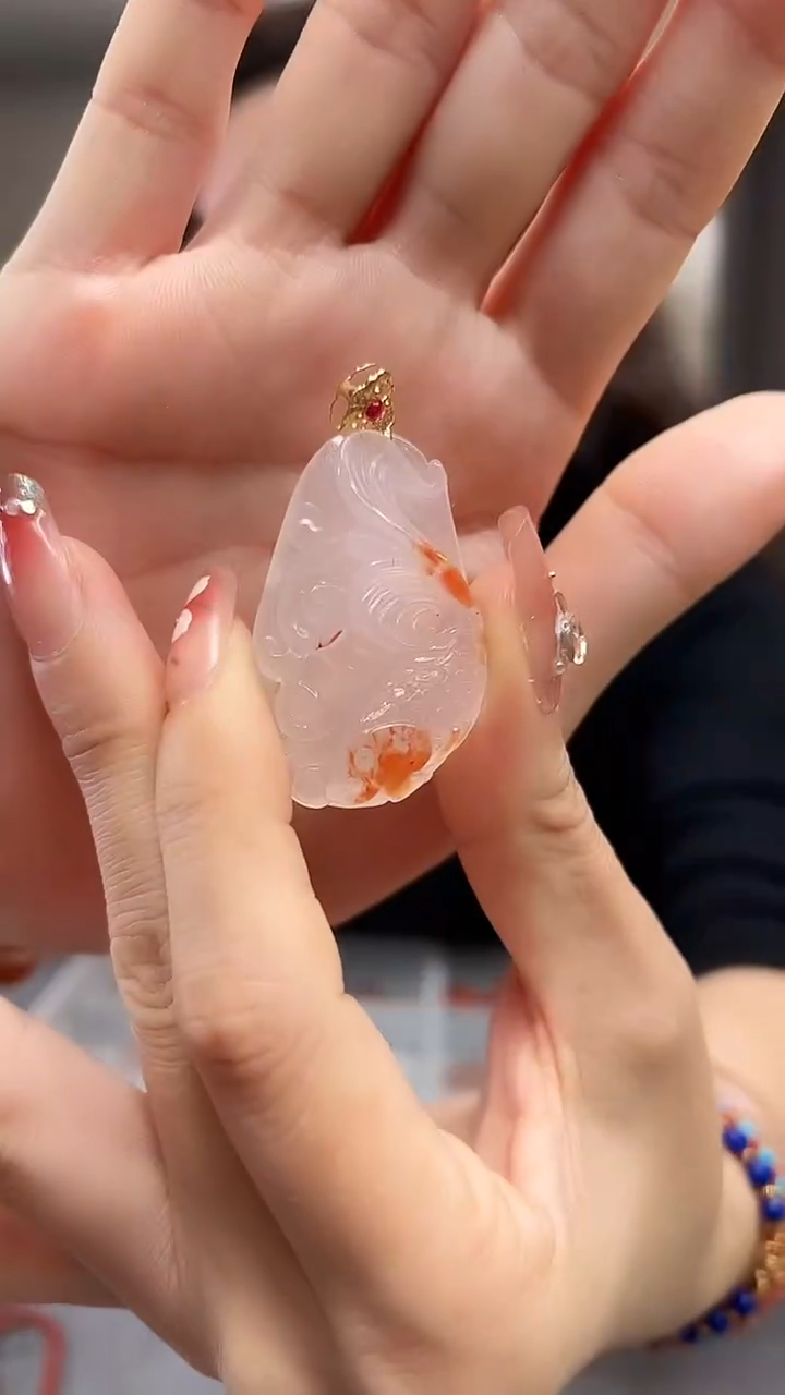 【闪购商品】南红玛瑙吊坠(不含链)18K金镶嵌/鱼