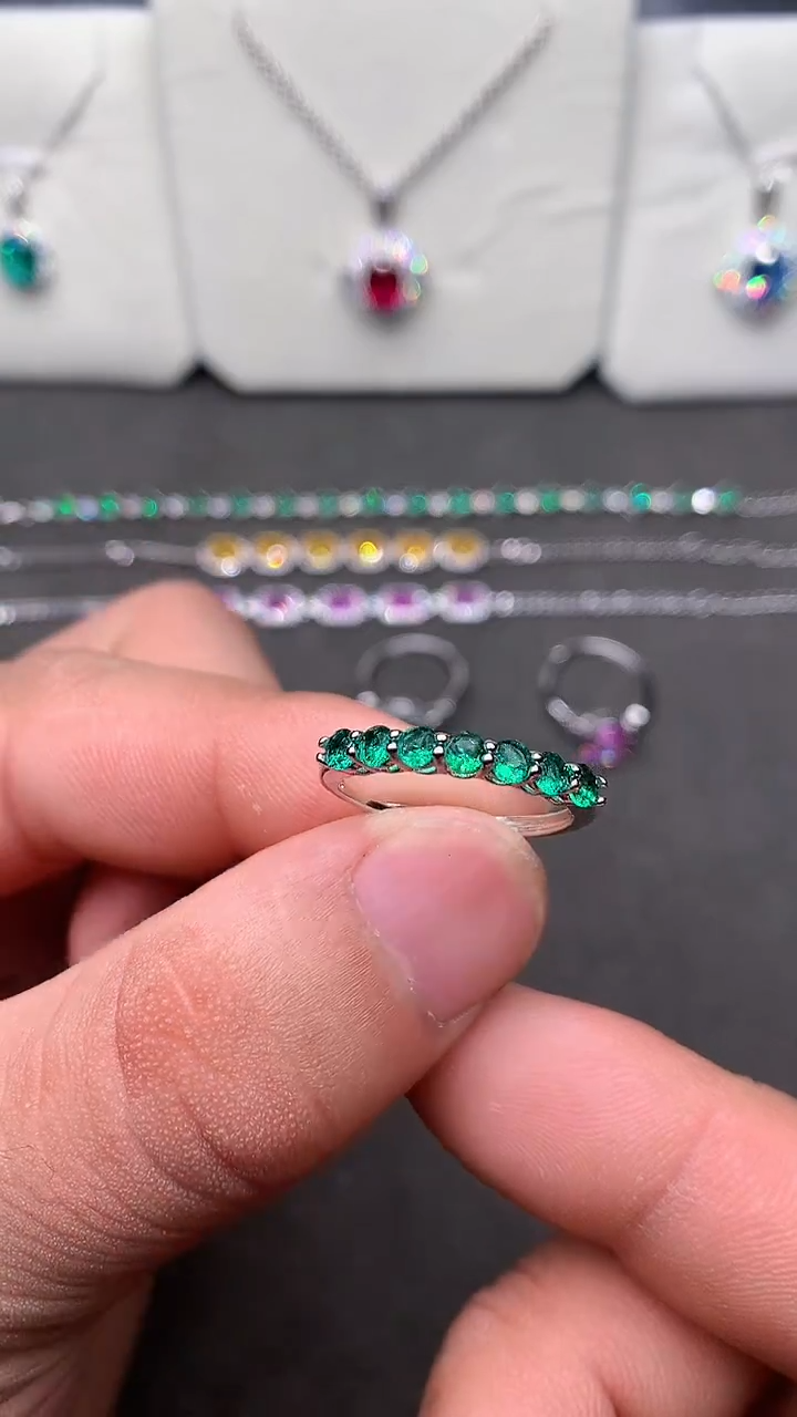 【闪购商品】祖母绿戒指银S925镶嵌·······