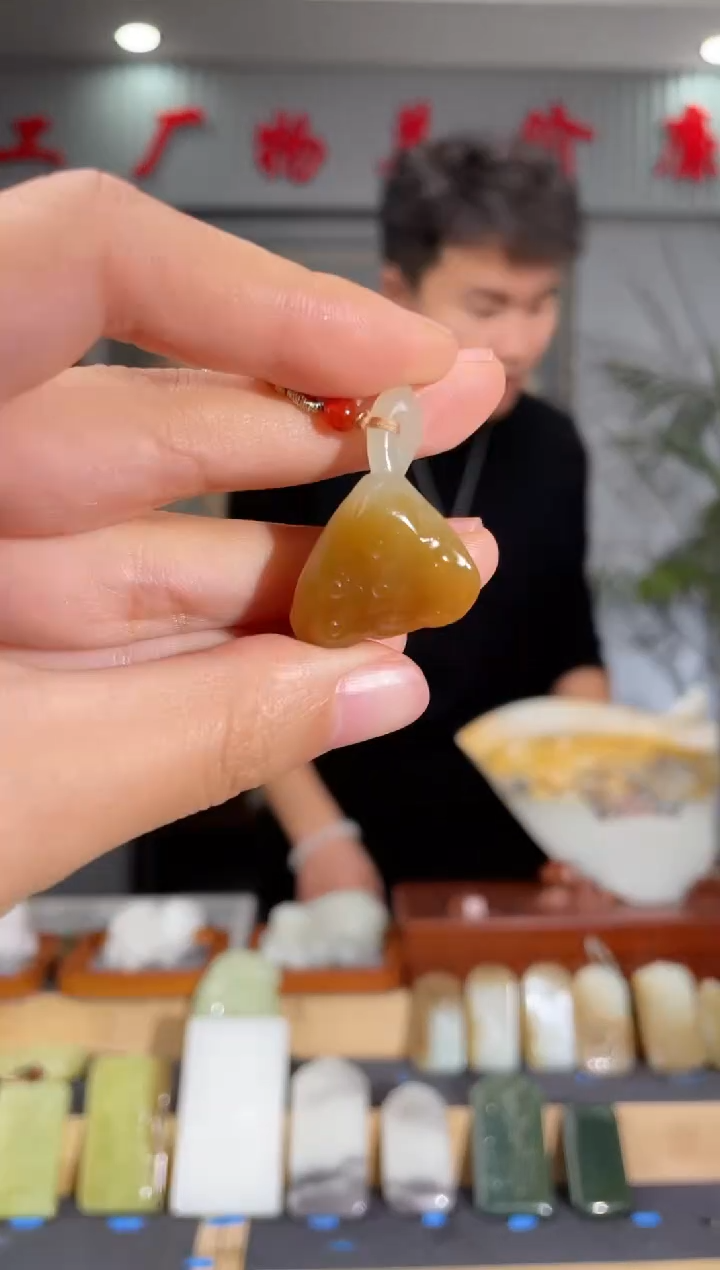 【闪购商品】和田玉颈饰未镶嵌拍一发一 多样性发货