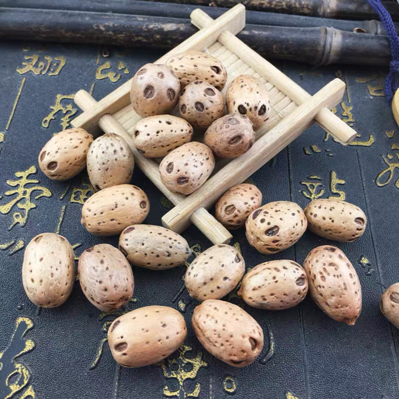 琳琳  ~五眼果  