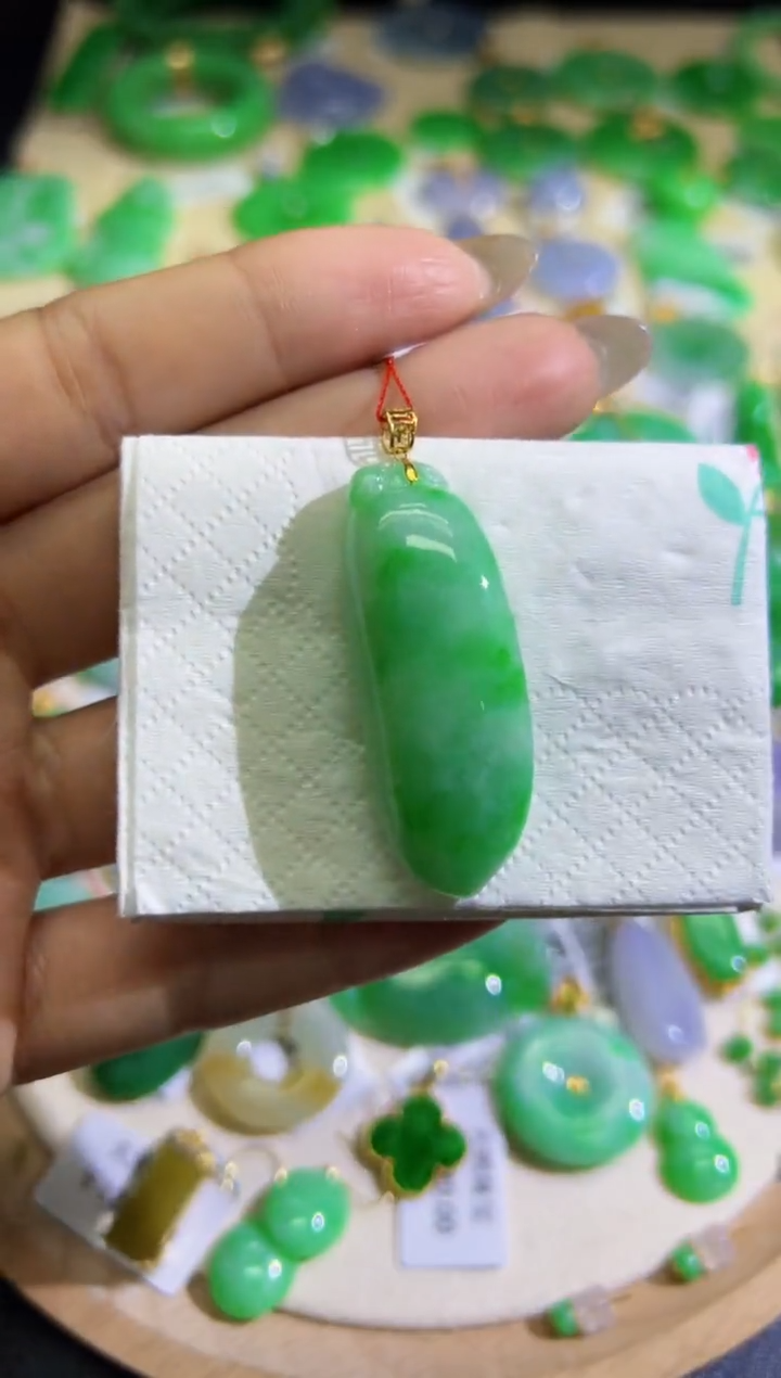 【闪购商品】翡翠颈饰18K金镶嵌Q缅料A货翡翠/支持复检/一件