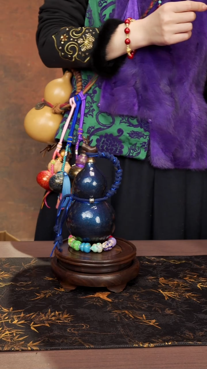 694 --高端工艺大漆酒葫芦--98