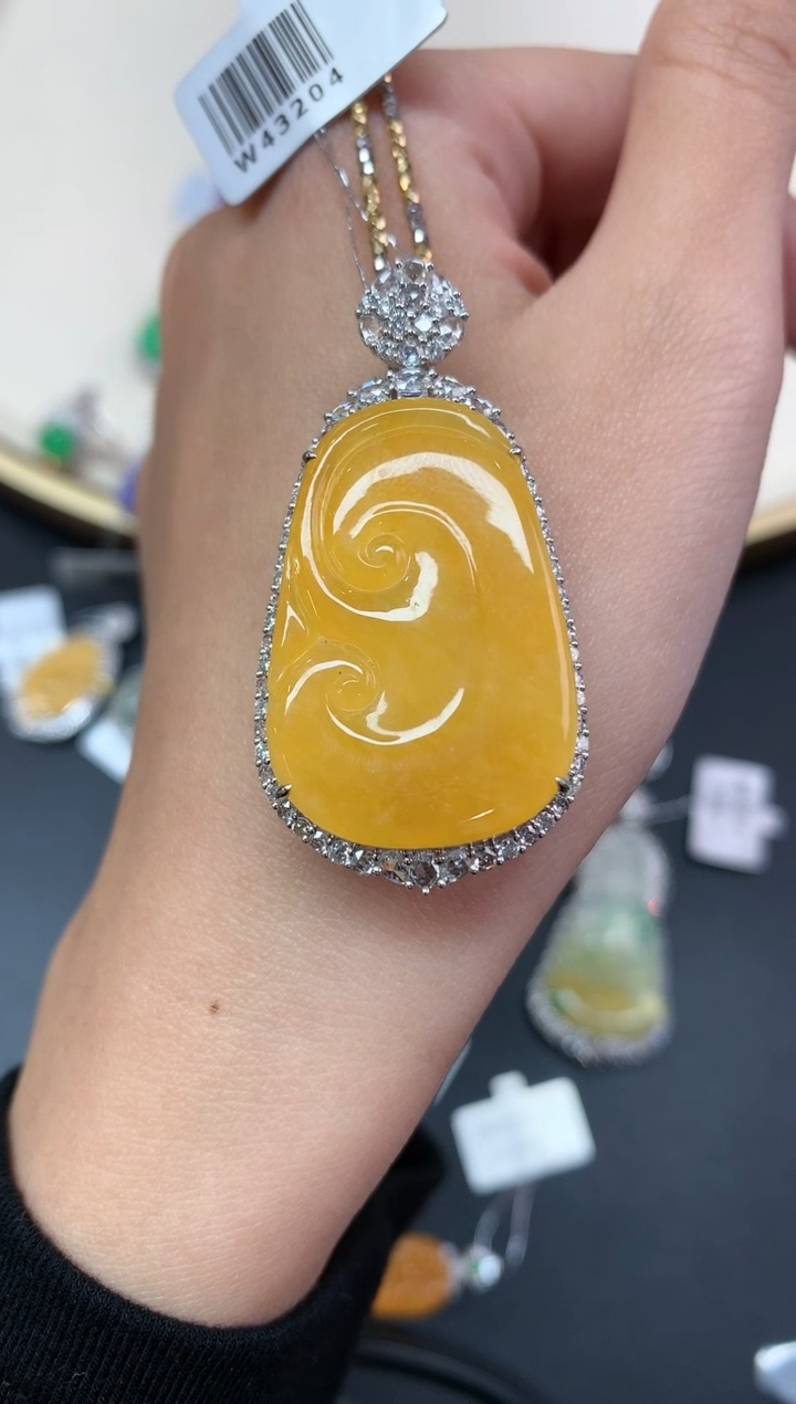 【闪购商品】翡翠吊坠(不含链)18K金镶嵌吊坠A171|398000