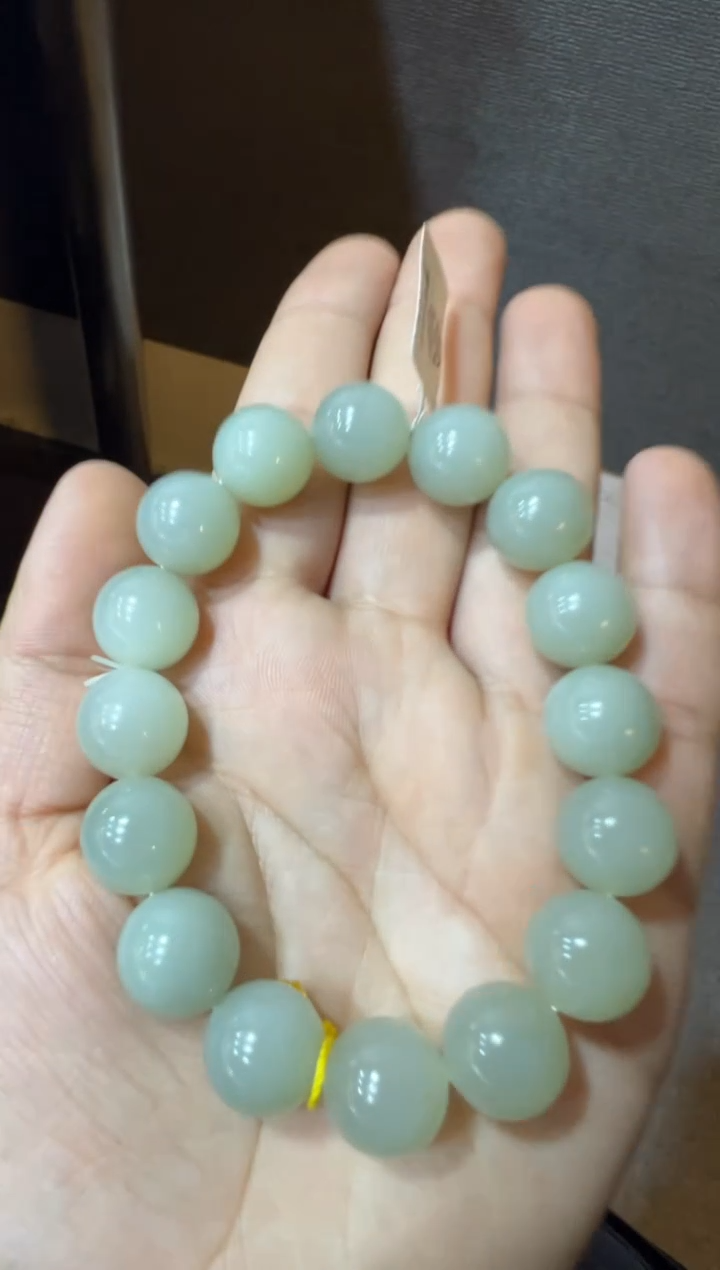 未镶嵌手链和田玉且末近矿高清白手串（产地直发）