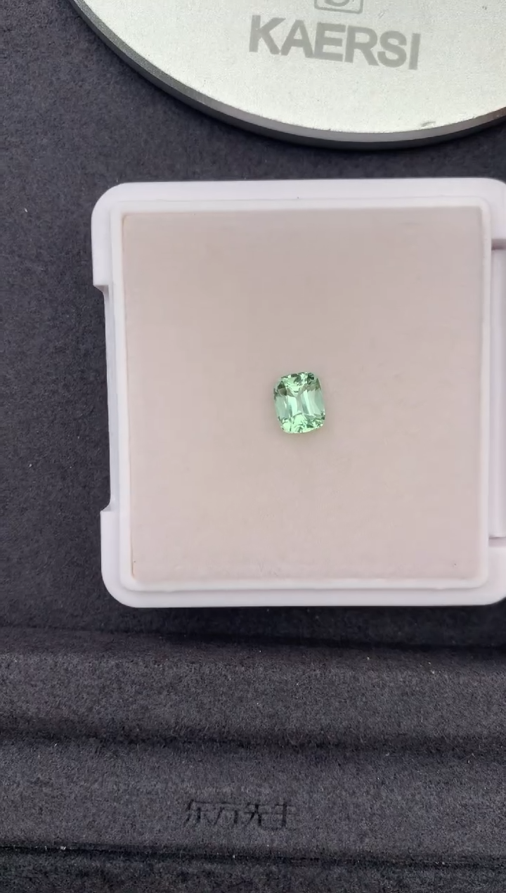 未镶嵌裸石碧玺1.44ct绿碧玺 定制 FA