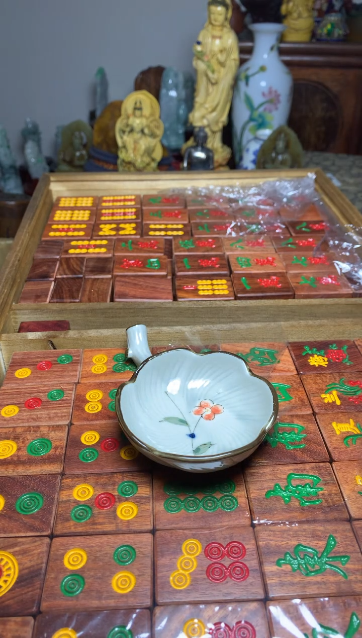 紫砂盖碗瓷器默认微瑕瓷器