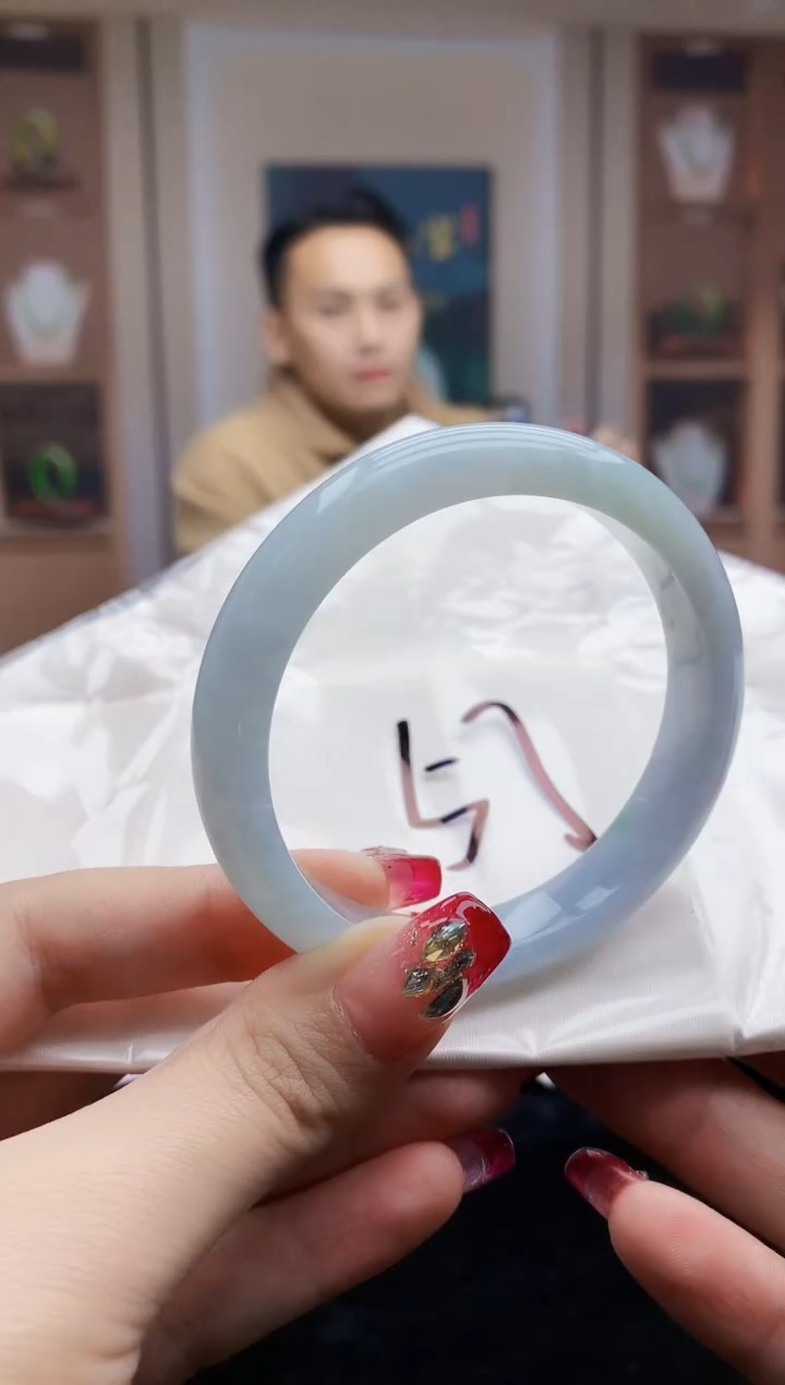 【闪购商品】翡翠手镯未镶嵌   H87-6