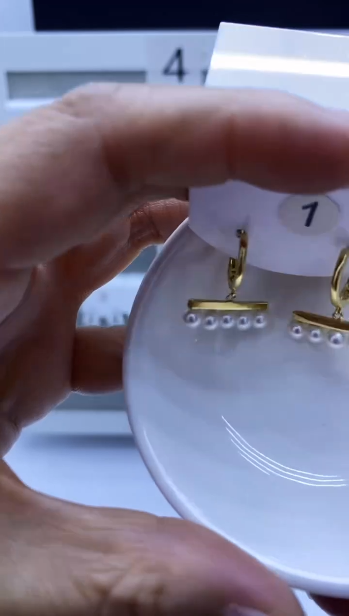 银S925镶嵌耳饰淡水珍珠1