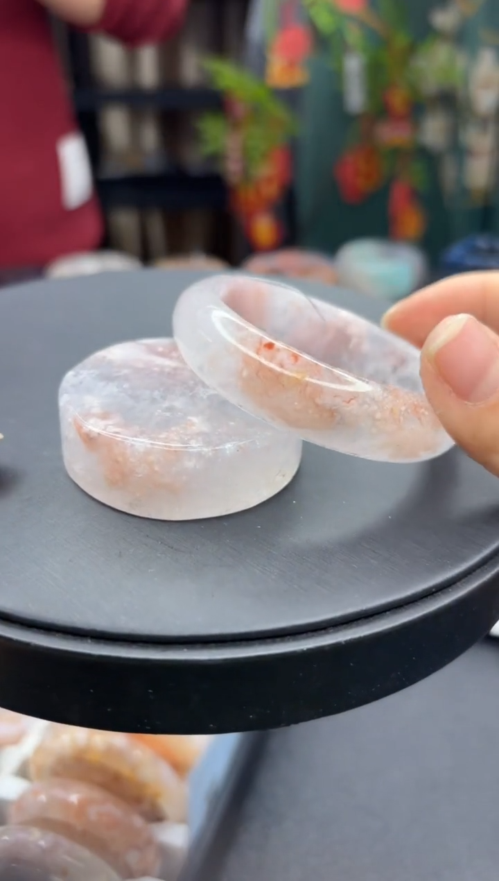 【闪购商品】石英质玉手镯未镶嵌242（53圈赠送镯心）