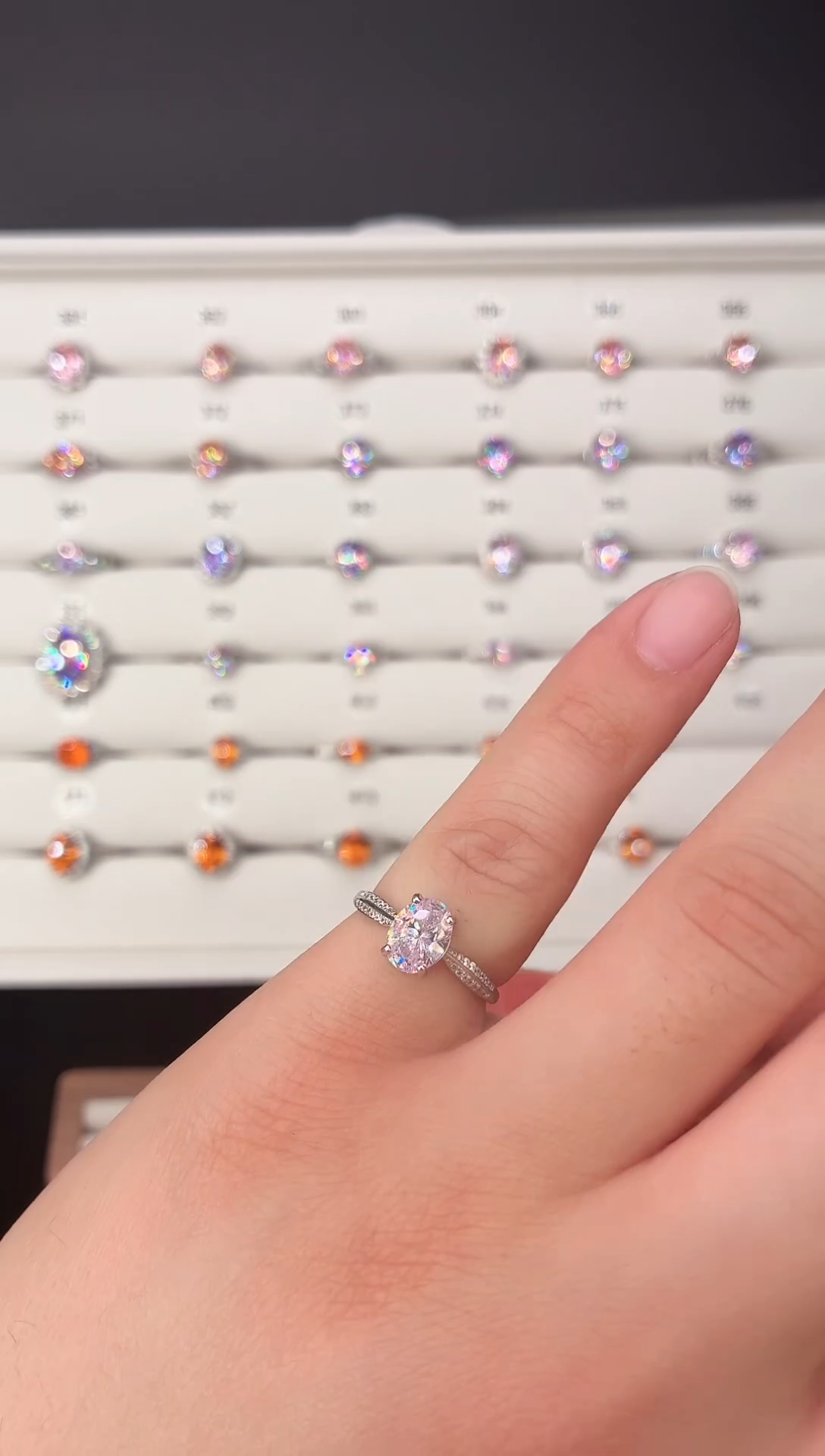 银S925镶嵌戒指绿柱石（摩根石）132456465