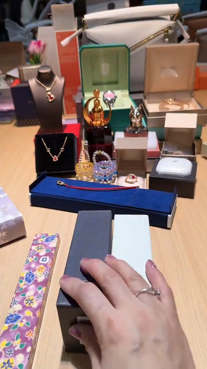 【闪购商品】瓷片锅碗瓢盆一件不剩