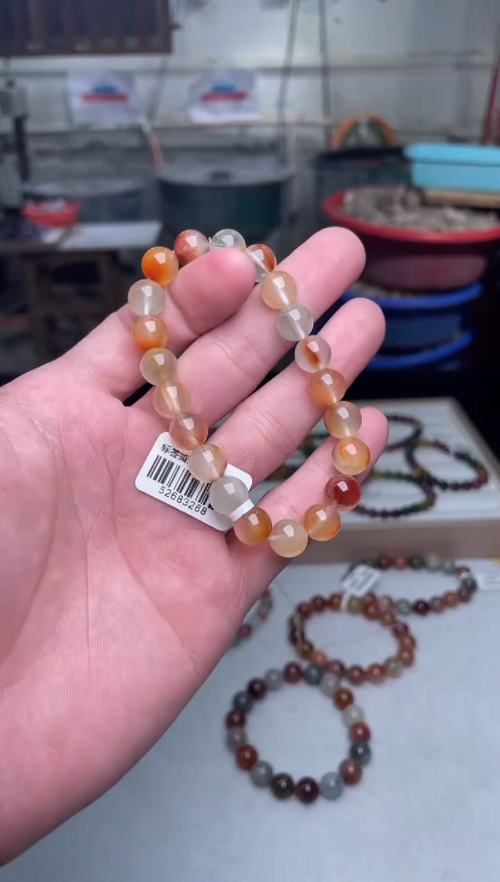 【闪购商品】水晶手串未镶嵌香槟红兔毛9多样性发其一