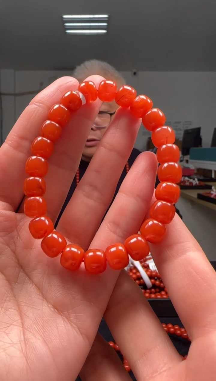 【闪购商品】南红玛瑙9mm保山手串老型未镶嵌多样性发一件