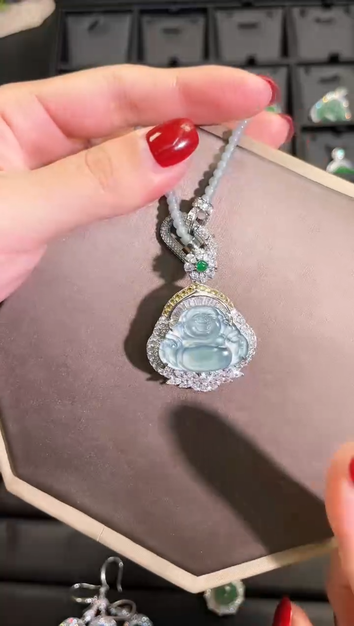 【闪购商品】翡翠吊坠(不含链)银S925镶嵌佛公吊坠