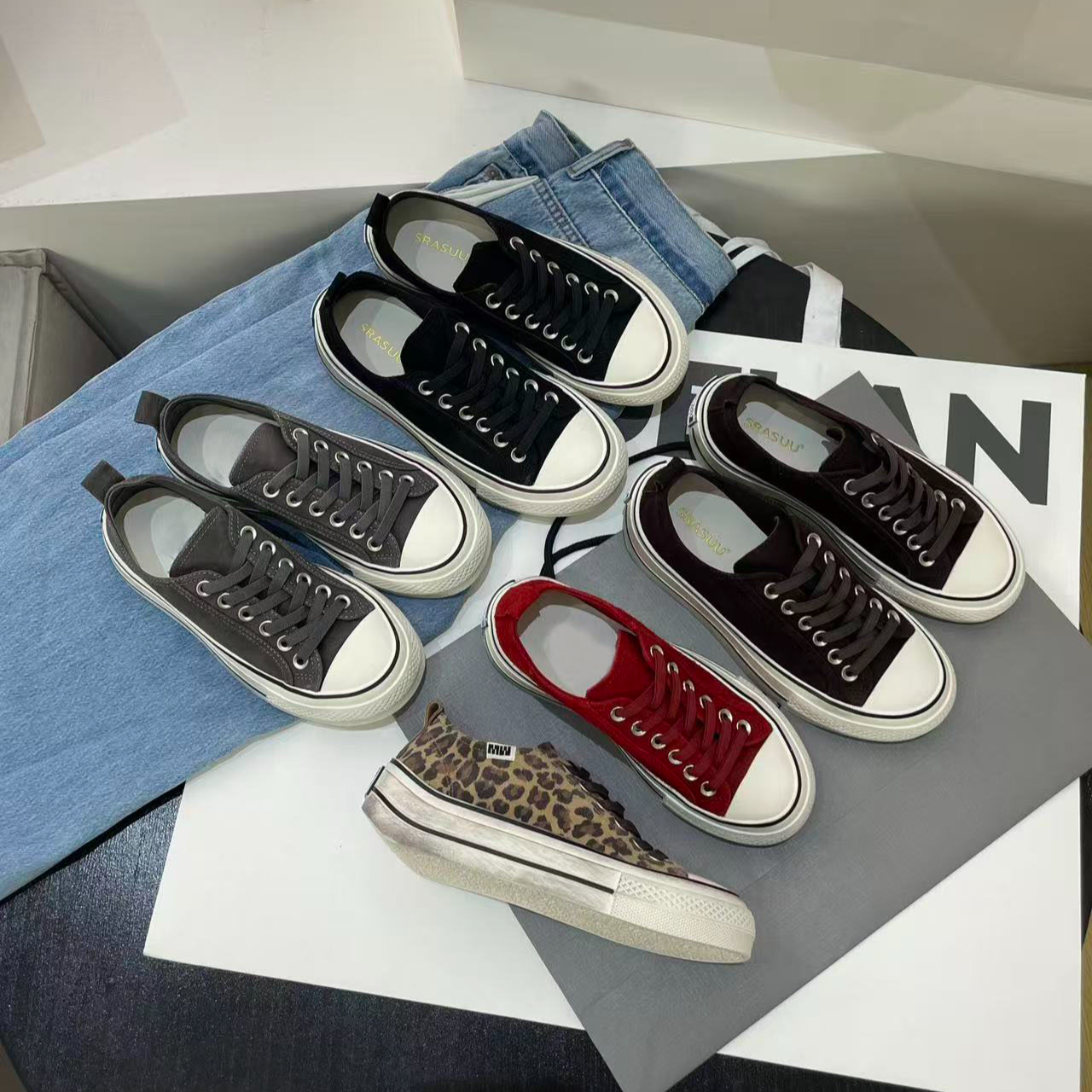 SHEENSEA2025新款欧货2025新款真皮厚底翘臀女休闲板鞋56-8  56-9